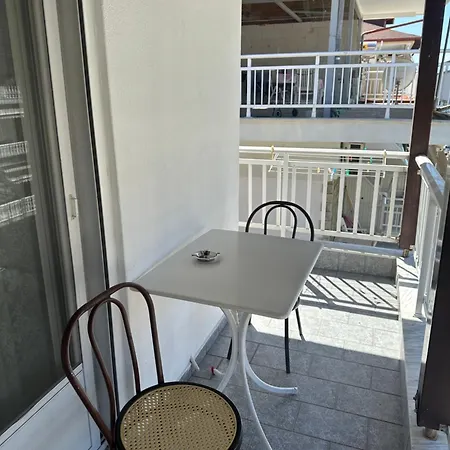 Appart hôtel Flora *