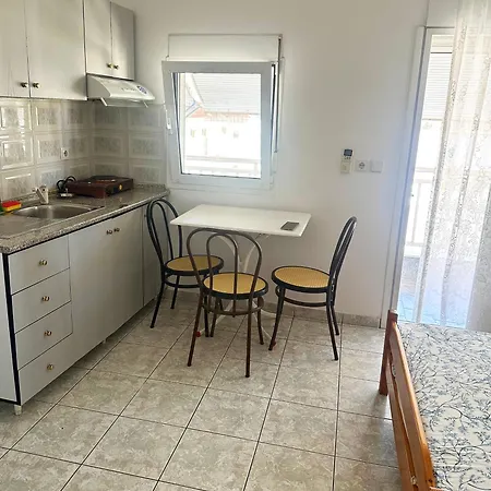 Flora Apart Otel Olympiakí Aktí