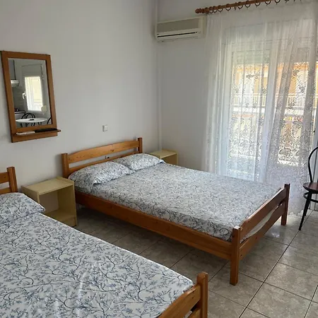 Flora Appart hôtel *