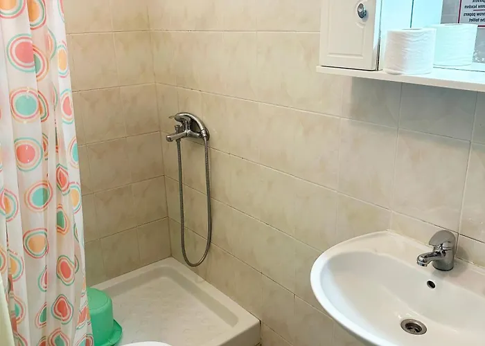 Flora Lägenhetshotell