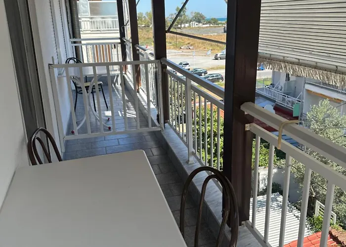 Flora Lägenhetshotell *