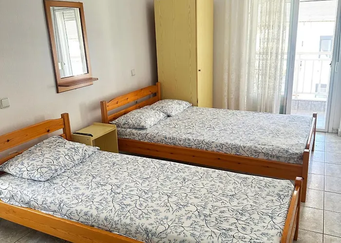 Flora Lägenhetshotell