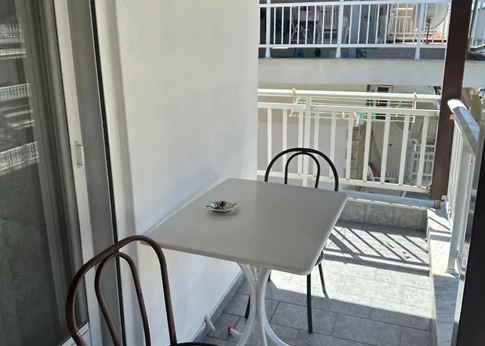 Lägenhetshotell Flora *