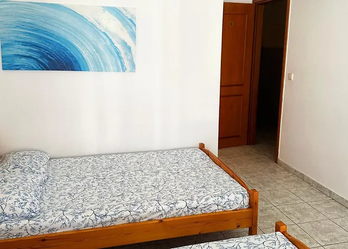 Flora Lägenhetshotell Olympiakí Aktí